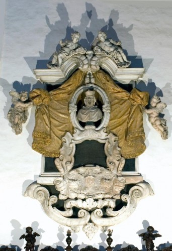 Ambito veneto sec. XVII, Monumento a Francesco Grassi vescovo di Nona.jpg