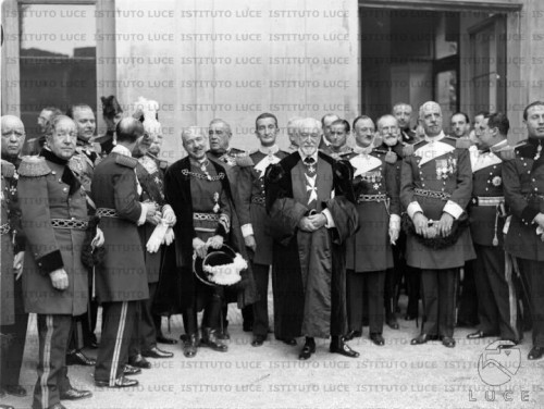 1932.jpg