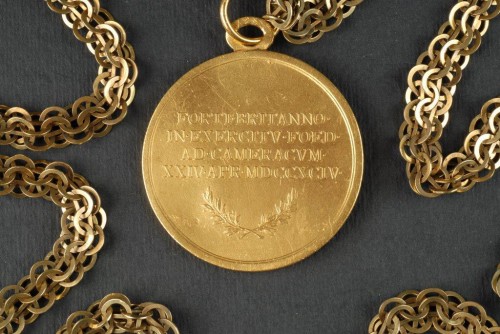 Medal Revers-1.jpg